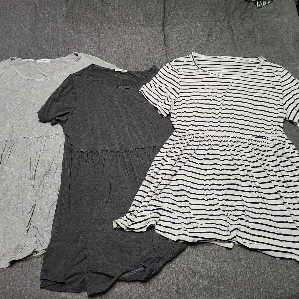Three pack of maternity shirts